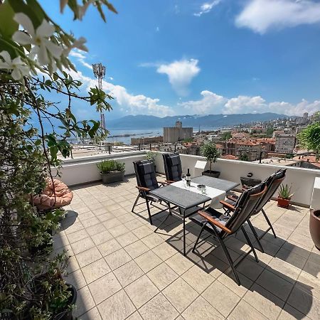 105M2 Penthouse Sea View Rijeka With Free Garage Parking Apartment Bagian luar foto